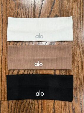 Alo Yoga Ribbed Sports Headband